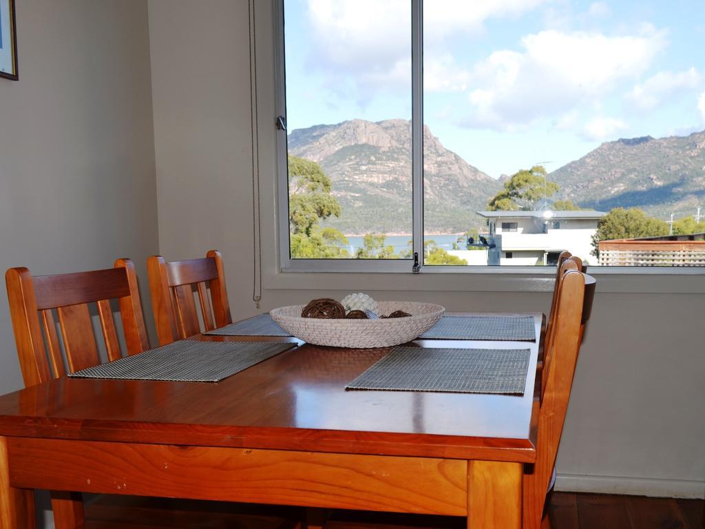 Pebble Shack Villa Coles Bay Oda fotoğraf